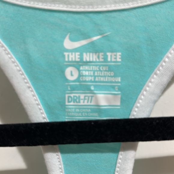 Nike tank - Picture 4 of 4